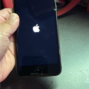 Apple iPhone 8 unlocked - Sleek Black Design